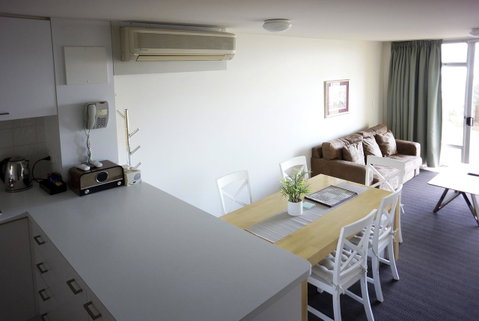 Oceanside 8 - Hotel NSW 7