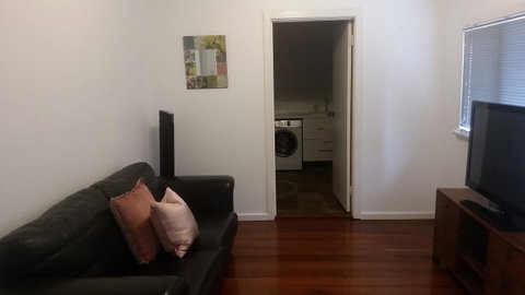 Leisurely Manor - Spacious Three Bedroom Home In Fremantle - Hotel NSW 11