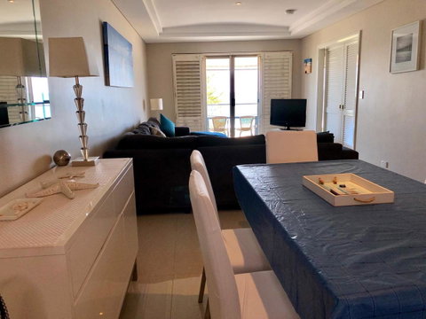 The White Pearl Penthouse - Hotel NSW 4