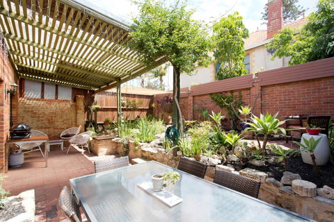 Monument Hill Townhouse - Fremantle - Hotel NSW 22
