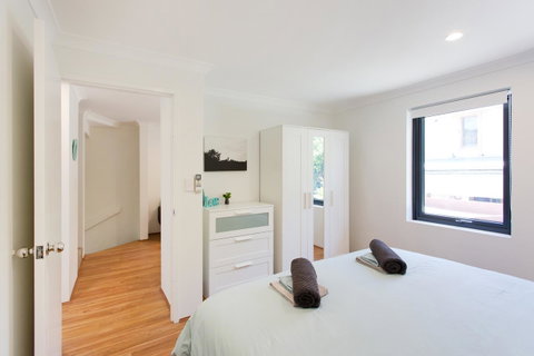 Monument Hill Townhouse - Fremantle - Hotel NSW 8