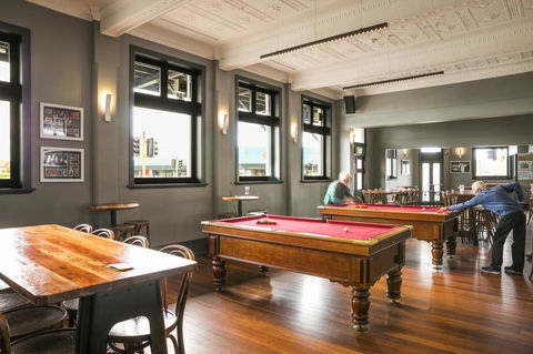Nightcap At The Ship Inn - Hotel NSW 6
