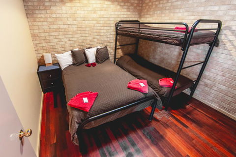 Esperance Foreshore Apartments - Hotel NSW 17