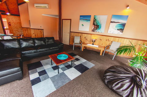 Esperance Foreshore Apartments - Hotel NSW 21
