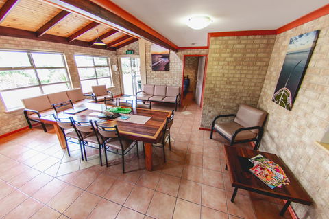 Esperance Foreshore Apartments - Hotel NSW 9