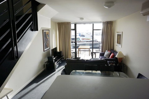Oceanside 22 - Hotel NSW 5