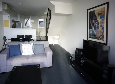 Oceanside 22 - Hotel NSW 2