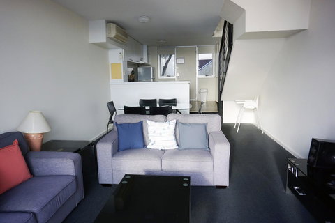 Oceanside 22 - Hotel NSW 3