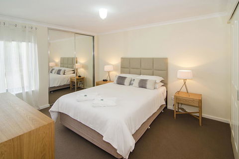 Beach Retreat - Busselton - Hotel NSW 5