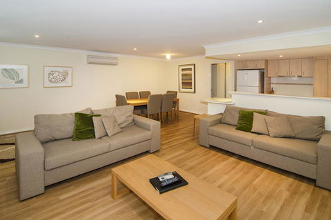 Beach Retreat - Busselton - Hotel NSW 2