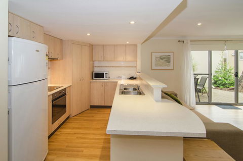 Beach Retreat - Busselton - Hotel NSW 4