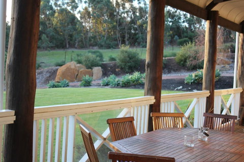 The Farmhouse - Hotel NSW 12