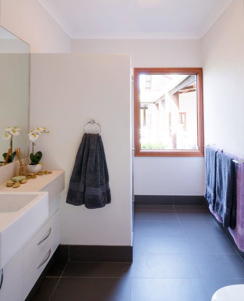 The Farmhouse - Hotel NSW 7