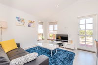 Book Chittering Accommodation Vacations Hotel NSW Hotel NSW