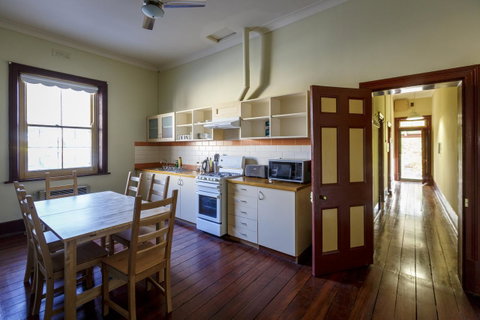 Fremantle Colonial Cottages - Hotel NSW 11