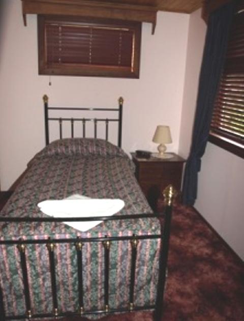 Pemberton Old Picture Theatre Holiday Apartments - Hotel NSW 12