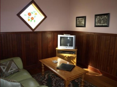 Pemberton Old Picture Theatre Holiday Apartments - Hotel NSW 42