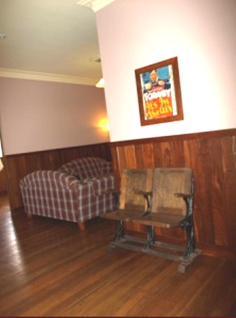 Pemberton Old Picture Theatre Holiday Apartments - Hotel NSW 23
