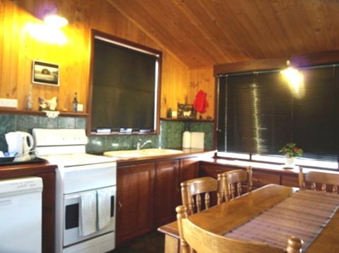 Pemberton Old Picture Theatre Holiday Apartments - Hotel NSW 18