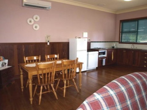 Pemberton Old Picture Theatre Holiday Apartments - Hotel NSW 34