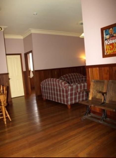 Pemberton Old Picture Theatre Holiday Apartments - Hotel NSW 27