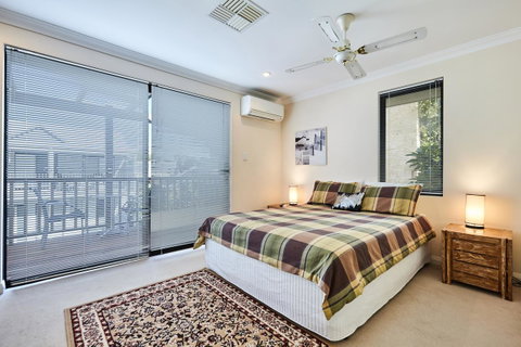 Fremantle Townhouse Unit 4 - Hotel NSW 0