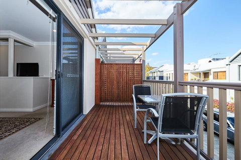 Fremantle Townhouse Unit 4 - Hotel NSW 13
