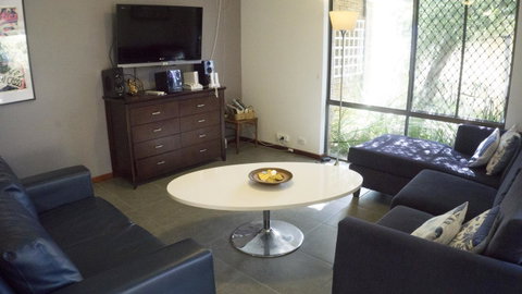 Relax, Bright & Airy Garden Villa - Hotel NSW 22