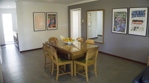 Relax, Bright & Airy Garden Villa - Hotel NSW 16
