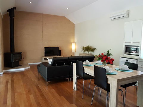 Jarrah Grove Forest Retreat - Hotel NSW 7