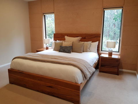 Jarrah Grove Forest Retreat - Hotel NSW 3