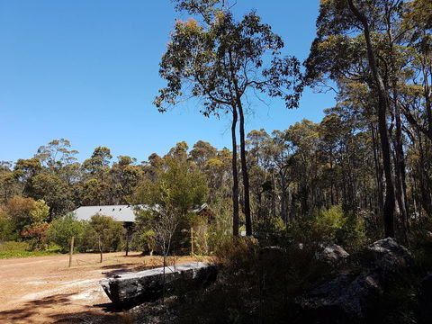 Jarrah Grove Forest Retreat - Hotel NSW 20