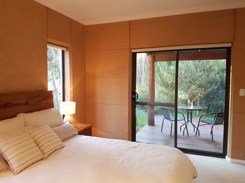 Jarrah Grove Forest Retreat - Hotel NSW 4