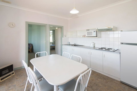 Augusta Hotel Motel - Hotel NSW 4
