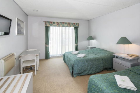 Augusta Hotel Motel - Hotel NSW 2