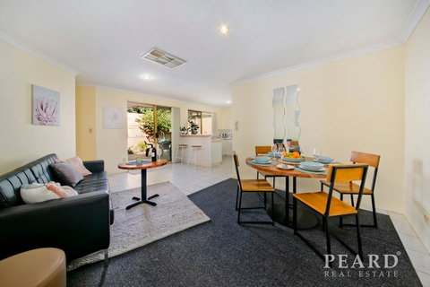 Scarborough Beach, Perth - Sun & Surf Villa - Hotel NSW 11