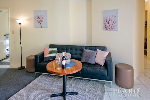Scarborough Beach, Perth - Sun & Surf Villa - Hotel NSW 14