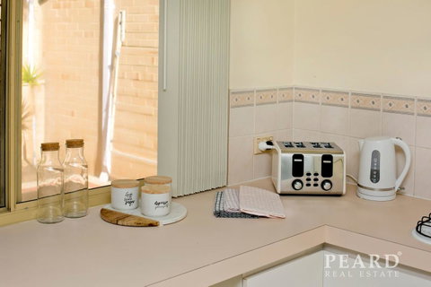 Scarborough Beach, Perth - Sun & Surf Villa - Hotel NSW 3