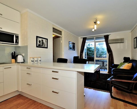 Cappuccino Delight - 1 Bedroom Central Fremantle Apartment - Hotel NSW 5