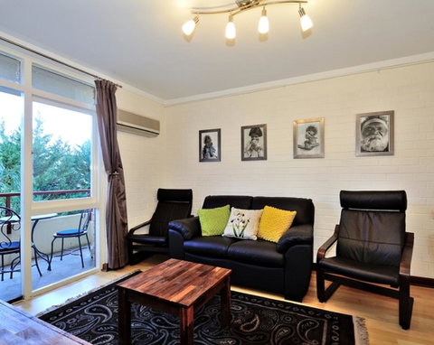 Cappuccino Delight - 1 Bedroom Central Fremantle Apartment - Hotel NSW 1