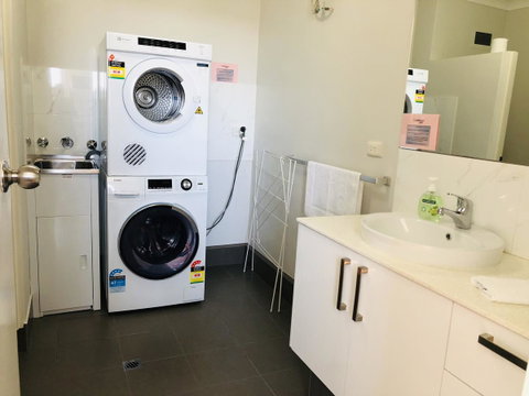 West Beach Lagoon 213 - Corner Unit! - Hotel NSW 10