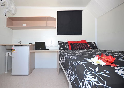 Meekatharra Accommodation Centre - Hotel NSW 4