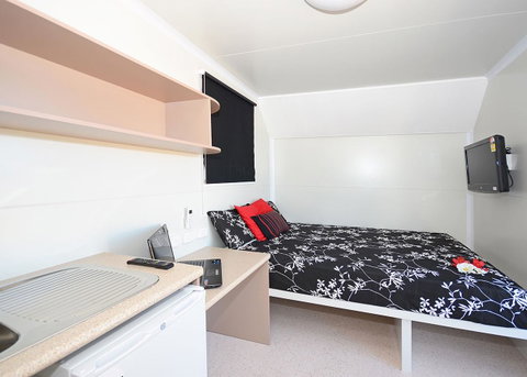 Meekatharra Accommodation Centre - Hotel NSW 2
