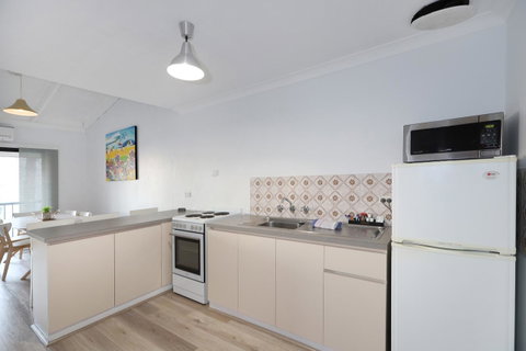 West Beach Lagoon 221 - Stylish Apartment! - Hotel NSW 6