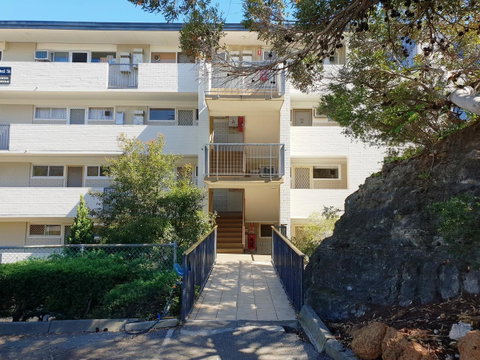 Studio 204 With Harbour, Ocean And Sunset Views From The Balcony - Hotel NSW 17