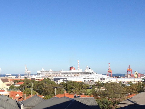 Studio 204 With Harbour, Ocean And Sunset Views From The Balcony - Hotel NSW 1