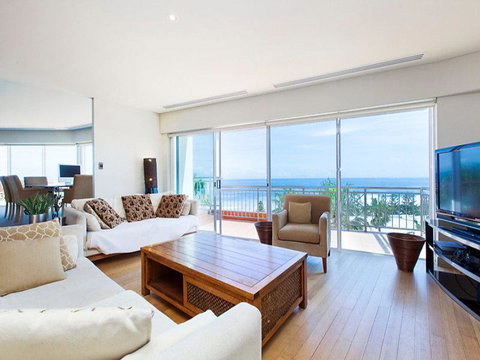 Beachfront Penthouse & Huge Terrace - Hotel NSW 9