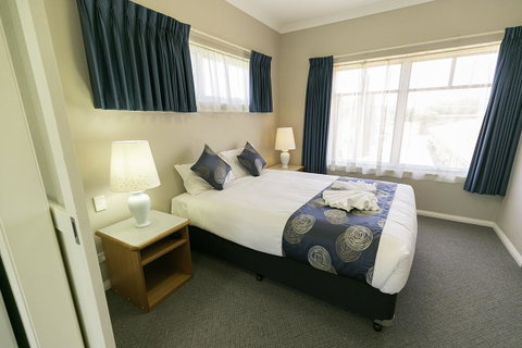 Esplanade Hotel Busselton - Hotel NSW 1