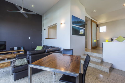 Aquatic Visions - Hotel NSW 11