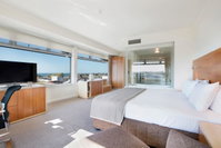 Book Devonport Accommodation Vacations Hotel NSW Hotel NSW